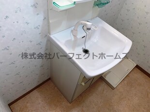 サンロイヤルマンションの物件内観写真